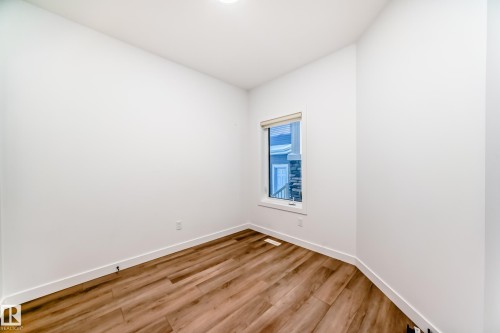 9219 183 Avenue, Edmonton, AB - Indoor Photo Showing Other Room