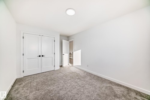 9219 183 Avenue, Edmonton, AB - Indoor Photo Showing Other Room