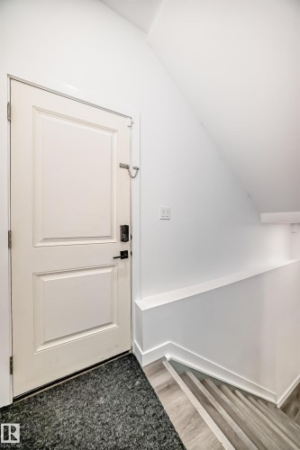 9219 183 Avenue, Edmonton, AB - Indoor Photo Showing Other Room
