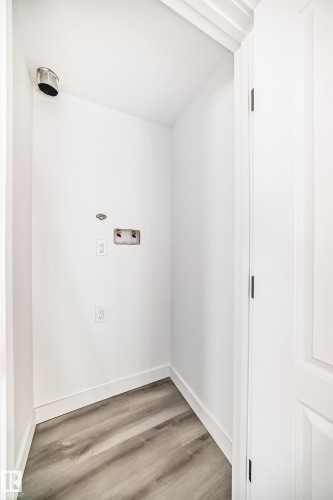 9219 183 Avenue, Edmonton, AB - Indoor Photo Showing Other Room