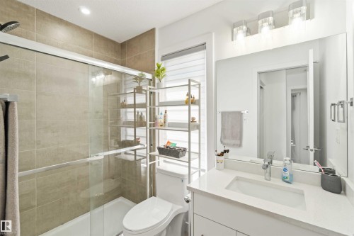 22778 97 Avenue, Edmonton, AB - Indoor Photo Showing Bathroom