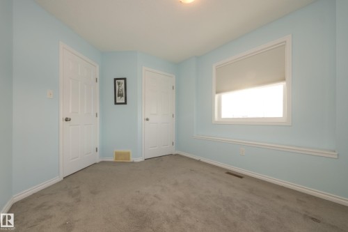 1438 Watt Drive, Edmonton, AB - Indoor Photo Showing Other Room