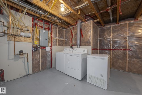 1438 Watt Drive, Edmonton, AB - Indoor Photo Showing Laundry Room
