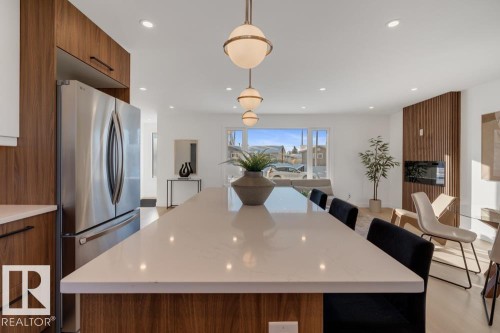 6408 88 Avenue, Edmonton, AB - Indoor