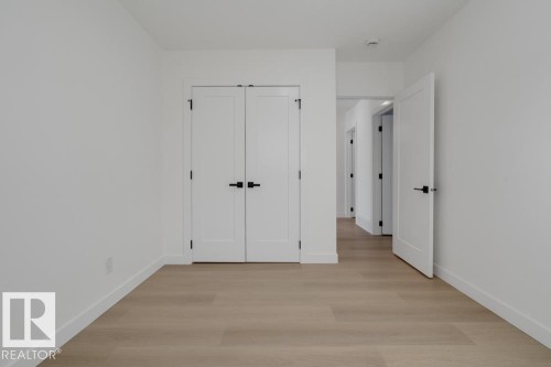 6408 88 Avenue, Edmonton, AB - Indoor Photo Showing Other Room