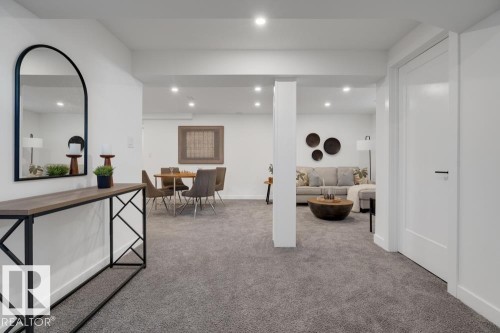 6408 88 Avenue, Edmonton, AB - Indoor Photo Showing Other Room