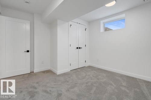 6408 88 Avenue, Edmonton, AB - Indoor Photo Showing Other Room