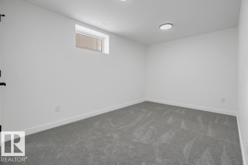 6408 88 Avenue, Edmonton, AB - Indoor Photo Showing Other Room