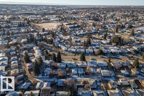 6408 88 Avenue, Edmonton, AB - Outdoor With View