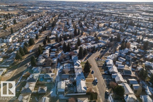6408 88 Avenue, Edmonton, AB - Outdoor With View