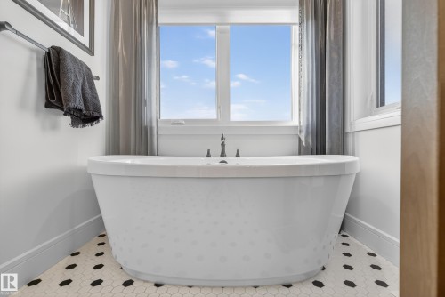 7 Jubilation Drive, St. Albert, AB - Indoor Photo Showing Bathroom