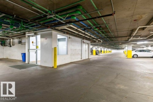 308 8931 156 Street, Edmonton, AB - Indoor Photo Showing Garage