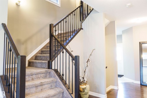 3307 Hilton Crescent, Edmonton, AB - Indoor Photo Showing Other Room