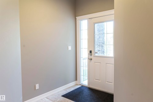 3307 Hilton Crescent, Edmonton, AB - Indoor Photo Showing Other Room
