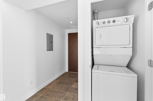 209 2606 109 Street, Edmonton, AB - Indoor Photo Showing Laundry Room