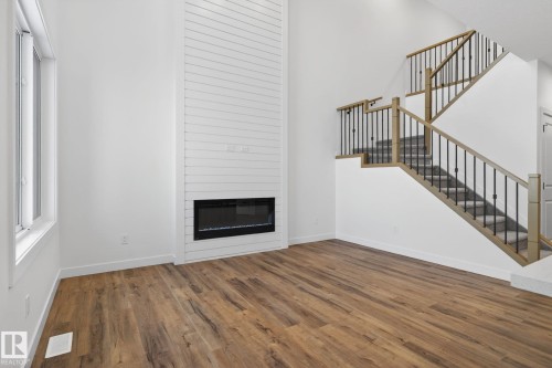159 Pierwyck Loop, Spruce Grove, AB - Indoor With Fireplace