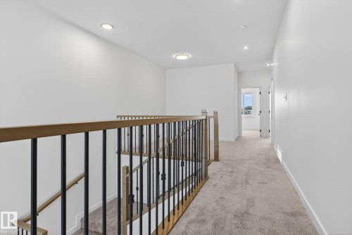 159 Pierwyck Loop, Spruce Grove, AB - Indoor Photo Showing Other Room