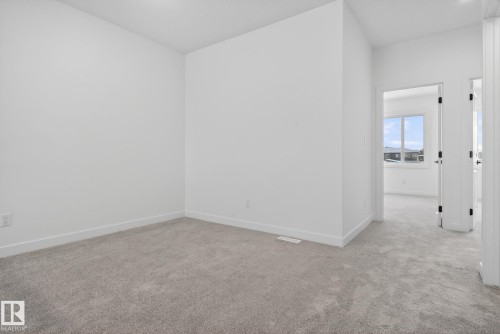 159 Pierwyck Loop, Spruce Grove, AB - Indoor Photo Showing Other Room