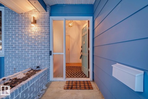 6412 36 Avenue, Edmonton, AB - Outdoor With Exterior