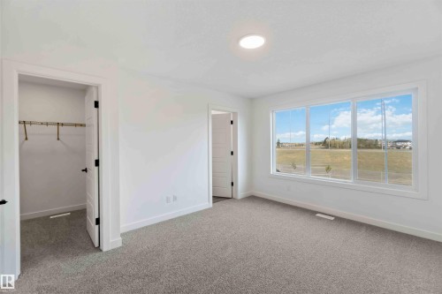 1015 Aster Boulevard, Edmonton, AB - Indoor Photo Showing Other Room