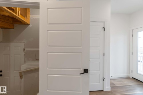 1011 Aster Boulevard, Edmonton, AB - Indoor Photo Showing Other Room