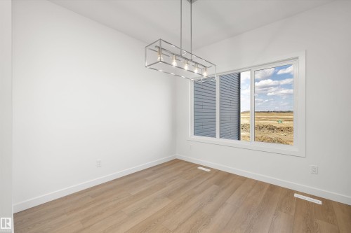 618 176 Avenue, Edmonton, AB - Indoor Photo Showing Other Room