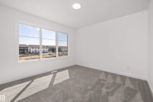 618 176 Avenue, Edmonton, AB - Indoor Photo Showing Other Room