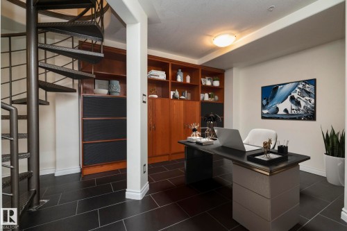 102 10855 Saskatchewan Drive, Edmonton, AB - Indoor