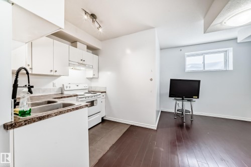 10316 162 Street Nw, Edmonton, AB - Indoor Photo Showing Kitchen With Double Sink