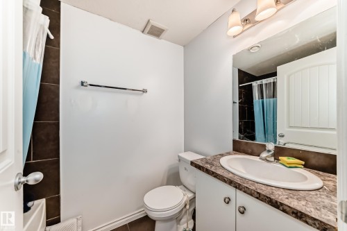 10316 162 Street Nw, Edmonton, AB - Indoor Photo Showing Bathroom
