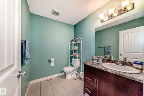 10316 162 Street Nw, Edmonton, AB - Indoor Photo Showing Bathroom