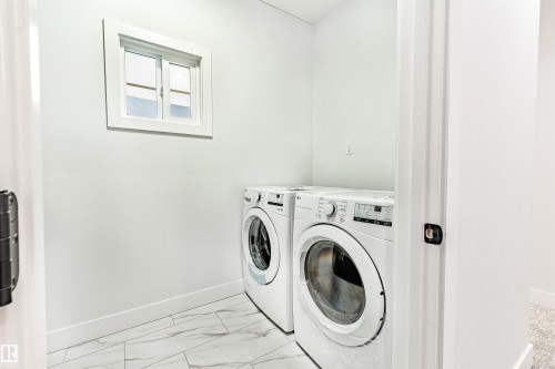 Edmonton, AB - Indoor Photo Showing Laundry Room