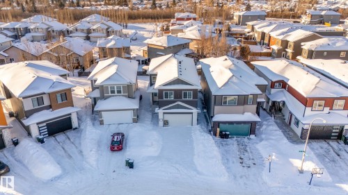 Edmonton, AB - Outdoor
