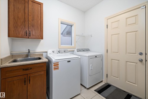 17831 84 Street, Edmonton, AB - Indoor Photo Showing Laundry Room