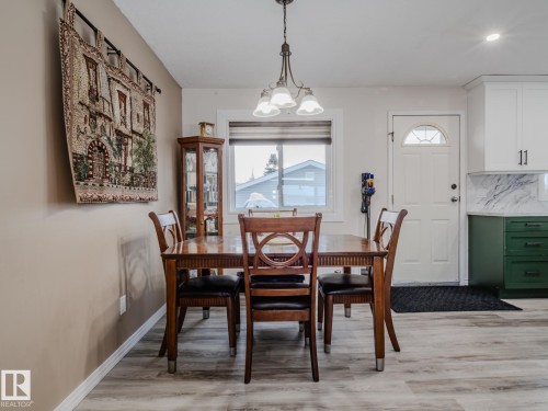 4617 54 Avenue, Calmar, AB - Indoor Photo Showing Dining Room