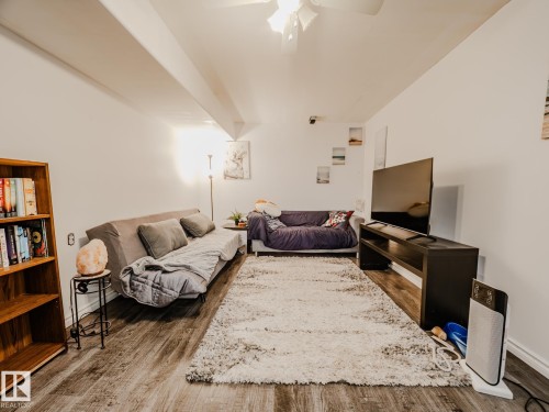 4617 54 Avenue, Calmar, AB - Indoor