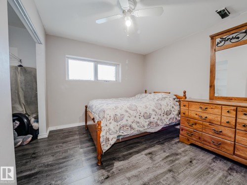 4617 54 Avenue, Calmar, AB - Indoor Photo Showing Bedroom