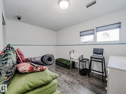 4617 54 Avenue, Calmar, AB - Indoor Photo Showing Other Room