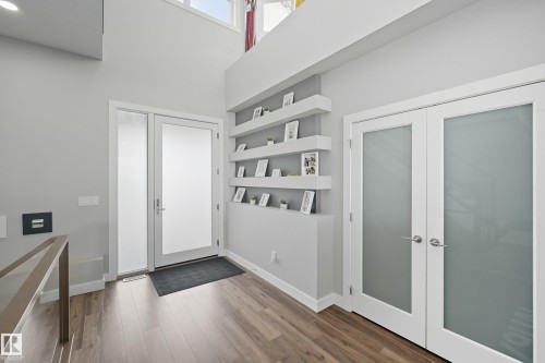 1487 Howes Crescent Sw, Edmonton, AB - Indoor Photo Showing Other Room