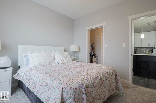407 812 Welsh Drive, Edmonton, AB - Indoor Photo Showing Bedroom