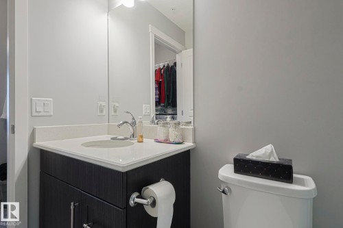 407 812 Welsh Drive, Edmonton, AB - Indoor Photo Showing Bathroom