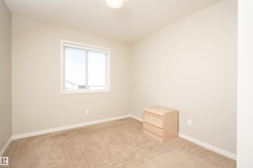 5206 20 Avenue, Edmonton, AB - Indoor Photo Showing Other Room