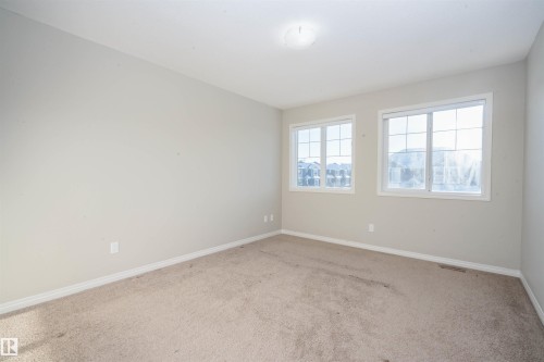 5206 20 Avenue, Edmonton, AB - Indoor Photo Showing Other Room