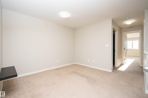 5206 20 Avenue, Edmonton, AB - Indoor Photo Showing Other Room