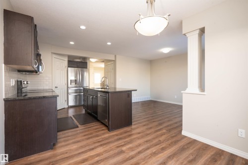 5206 20 Avenue, Edmonton, AB - Indoor Photo Showing Kitchen