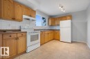 743 Clareview Road, Edmonton, AB  - Indoor Photo Showing Kitchen 