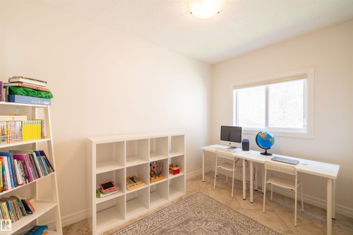 17003 71 Street, Edmonton, AB - Indoor Photo Showing Office