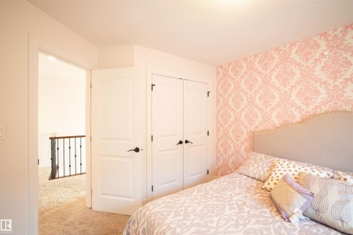 17003 71 Street, Edmonton, AB - Indoor Photo Showing Bedroom