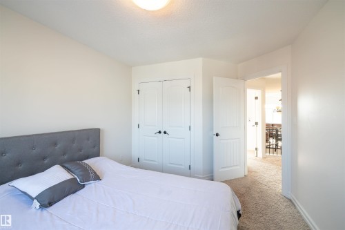 17003 71 Street, Edmonton, AB - Indoor Photo Showing Bedroom
