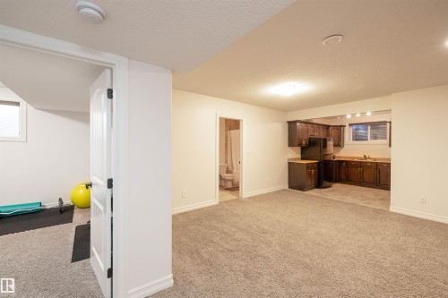 17003 71 Street, Edmonton, AB - Indoor